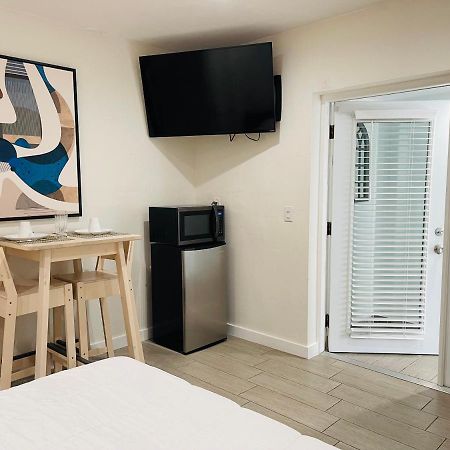 Nuvole Guest Suite Маями Екстериор снимка